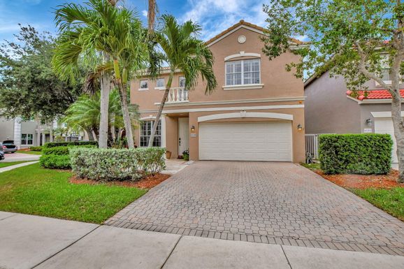 8599 Via Giardino, Boca Raton, FL 33433