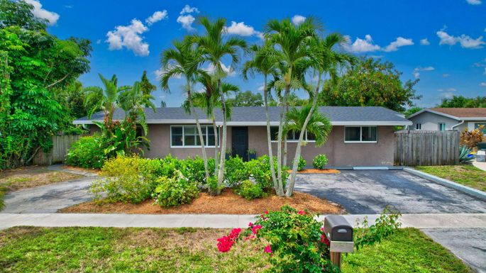 1208 7th, Boca Raton, FL 33486