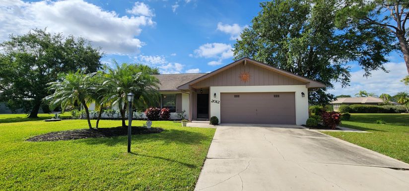 2012 Tickridge, Port Saint Lucie, FL 34952