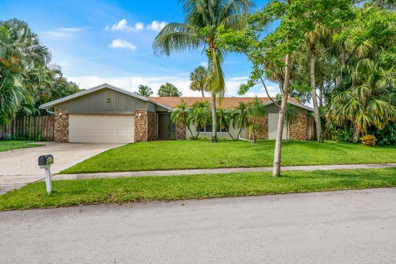 1498 Royal Palm, Boca Raton, FL 33486