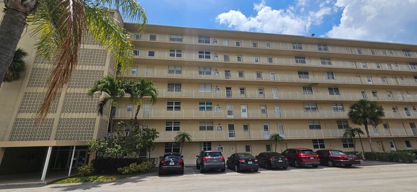 5500 2nd, Boca Raton, FL 33487