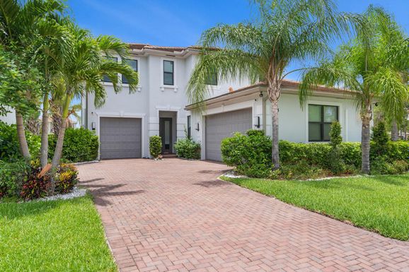 7153 Estero, Lake Worth, FL 33463