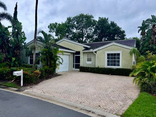 192 Caribe, Greenacres, FL 33413