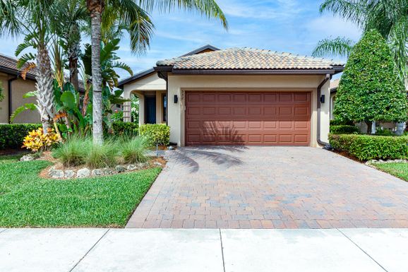 552 Monet, Port Saint Lucie, FL 34984