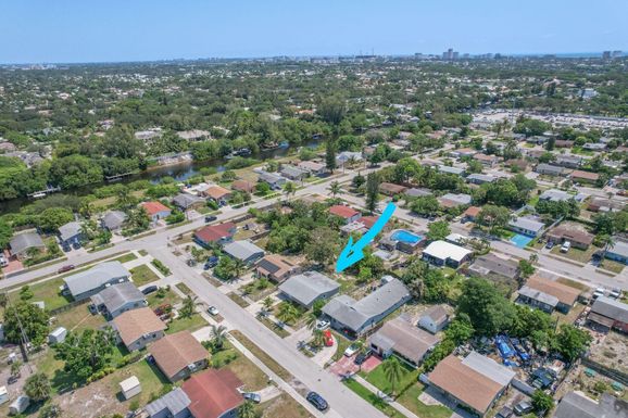 700 2nd, Deerfield Beach, FL 33441