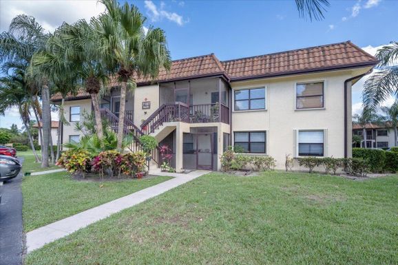 7197 Golf Colony, Lake Worth, FL 33467