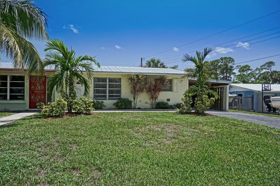 456 Robalo, Stuart, FL 34996