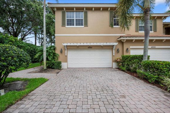 4555 Cadiz, Palm Beach Gardens, FL 33418