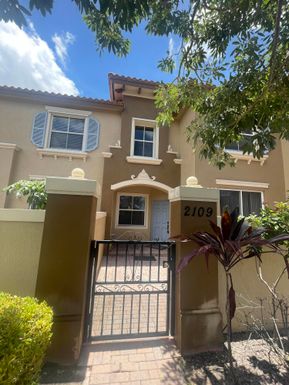 2914 Hope Valley, West Palm Beach, FL 33411