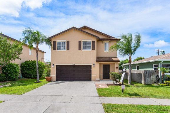 119 2nd, Boynton Beach, FL 33435