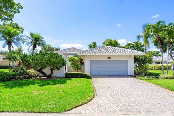 51 Northwoods, Boynton Beach, FL 33436