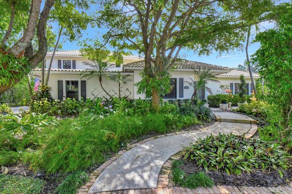 284 Florenada, Boca Raton, FL 33486