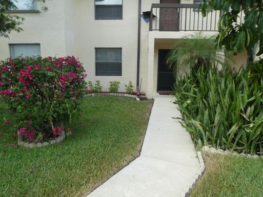 7149 Golf Colony, Lake Worth, FL 33467