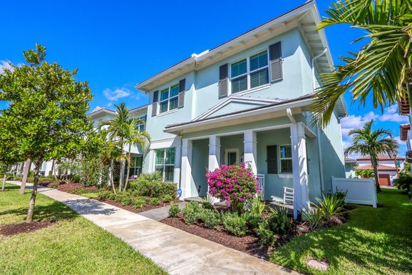 8109 Hobbes, Palm Beach Gardens, FL 33418