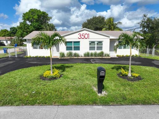 3501 Avenue, Riviera Beach, FL 33404