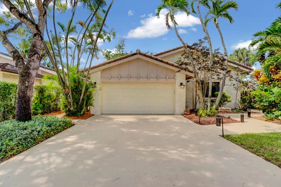 6366 Pond Apple, Boca Raton, FL 33433