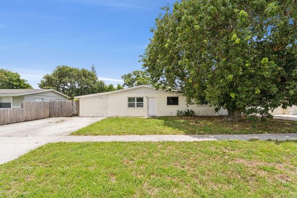 5805 Elder, West Palm Beach, FL 33415