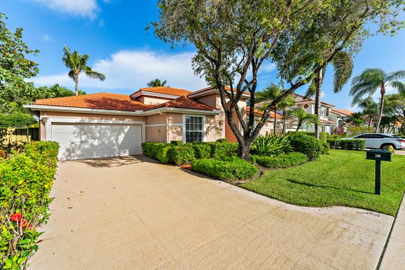 208 Eagleton Estates, Palm Beach Gardens, FL 33418