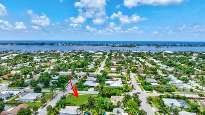 328 Franklin, West Palm Beach, FL 33405