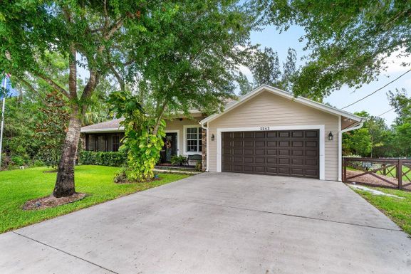 5242 North Piper, Port Saint Lucie, FL 34986