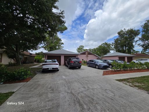 1187 Hyacinth, Wellington, FL 33414