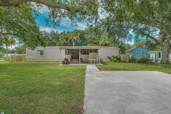 5094 Amy, Fort Pierce, FL 34946