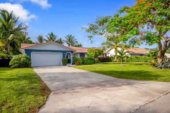 4609 Ellwood, Delray Beach, FL 33445