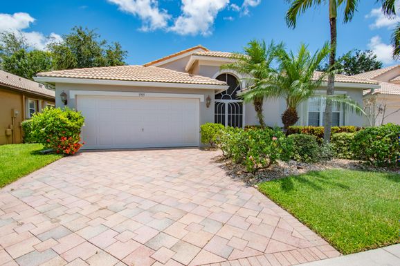 5915 Royal Isles, Boynton Beach, FL 33437