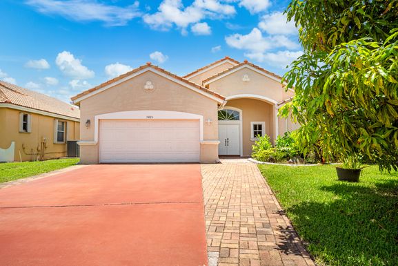 9424 Lago, Boynton Beach, FL 33472