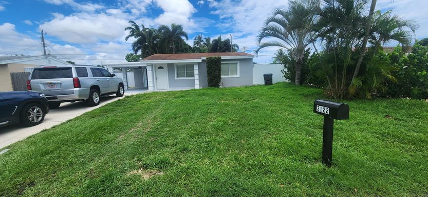 3122 Giuliano, Lake Worth, FL 33461