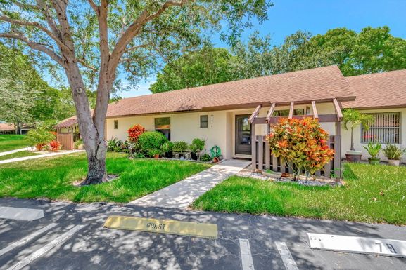 79 Via De Casas Norte, Boynton Beach, FL 33426