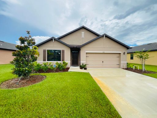 6526 Oaklawn, Port Saint Lucie, FL 34983