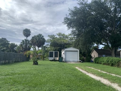 4895 Alberta, West Palm Beach, FL 33417