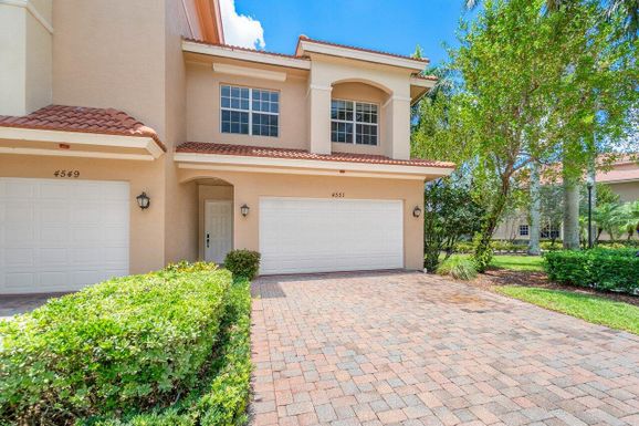 4551 Artesa, Palm Beach Gardens, FL 33418