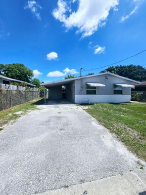 1556 20th, Riviera Beach, FL 33404