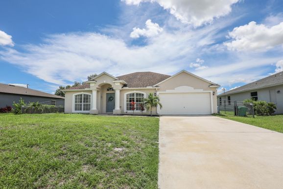 4482 Gadshaw, Port Saint Lucie, FL 34953