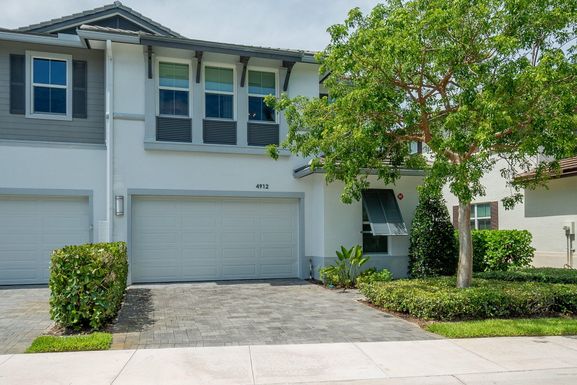 4912 Pointe Midtown, Palm Beach Gardens, FL 33418