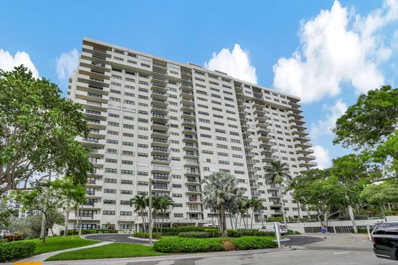 3200 Port Royale, Fort Lauderdale, FL 33308