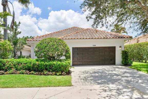 2184 Regents, West Palm Beach, FL 33409