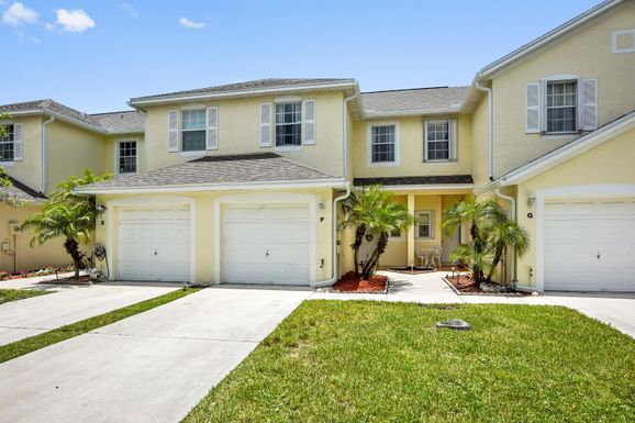 230 Foxtail, Greenacres, FL 33415