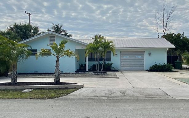 131 30th, Riviera Beach, FL 33404