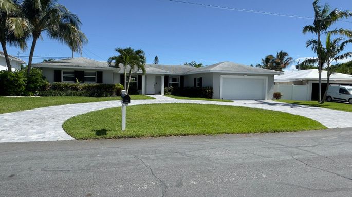 906 28th, Boynton Beach, FL 33435