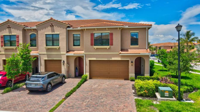 9514 Glider, Boca Raton, FL 33428