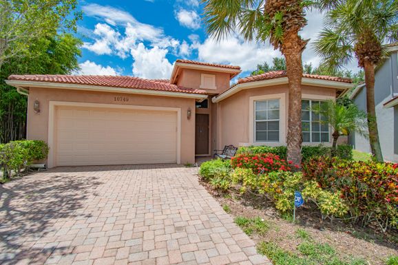 10749 Lake Wynds, Boynton Beach, FL 33437