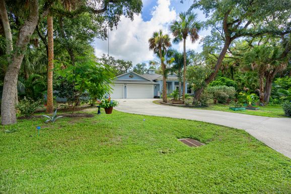 2300 Canoe Creek, Fort Pierce, FL 34981