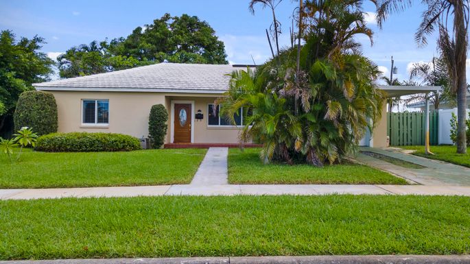 25 Harvard, Lake Worth Beach, FL 33460