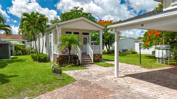 2555 Pga, Palm Beach Gardens, FL 33410