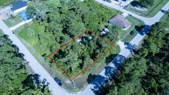 3319 72nd, Lehigh Acres, FL 33971