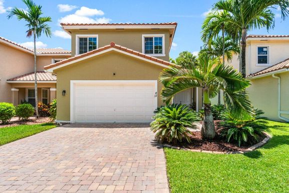 45 Atwell, West Palm Beach, FL 33411