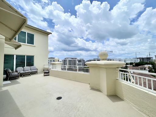 99 Mizner, Boca Raton, FL 33432